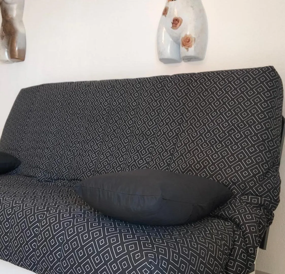 Apartment Studio Avec Terrasse 2 Personnes Le Lavandou
