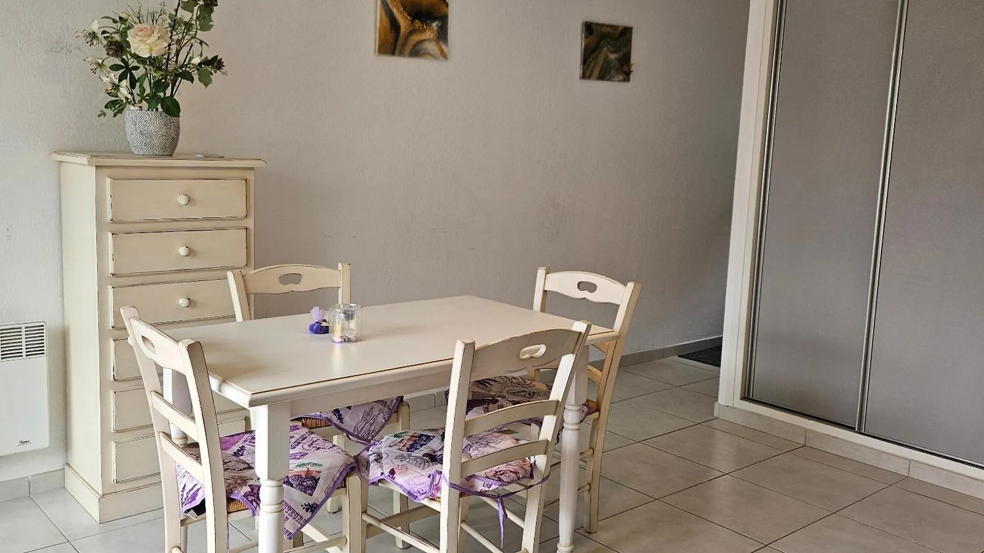 Studio Avec Terrasse 2 Personnes Le Lavandou França