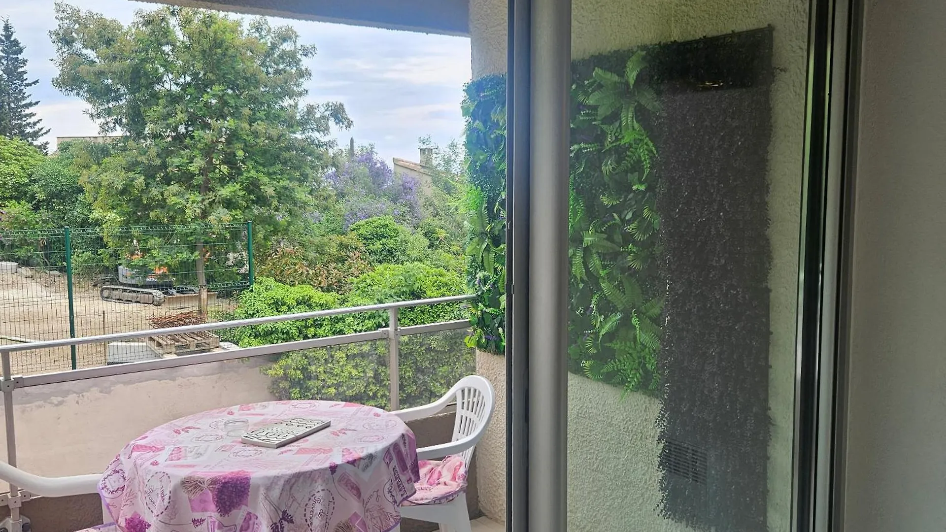 Apartamento Studio Avec Terrasse 2 Personnes Le Lavandou França