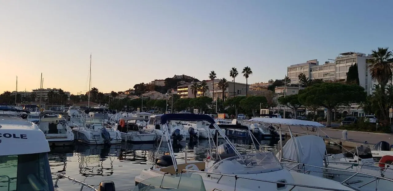 Appartamento Studio avec terrasse 2 personnes Le Lavandou